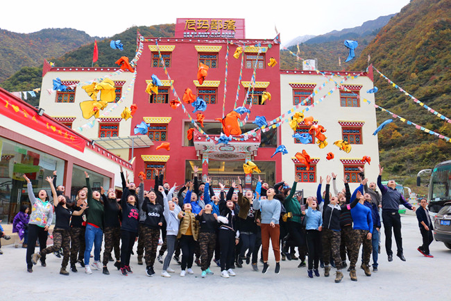 “强强”联合，我们聚力前行！